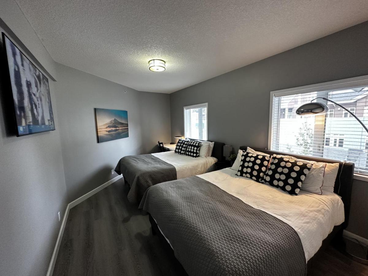 Luxury Two Queen Beds Condo - Grande Rockies Resort Indoor Parking Pool Hot Tub Gym Canmore Eksteriør bilde