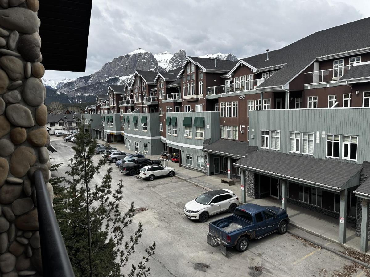 Luxury Two Queen Beds Condo - Grande Rockies Resort Indoor Parking Pool Hot Tub Gym Canmore Eksteriør bilde